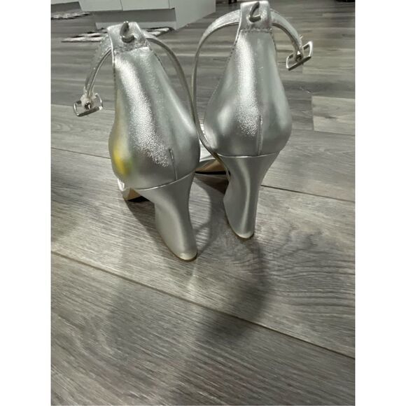 Circus by Sam Edelman Holmes Ankle Strap Sandal Women’s 10 Soft Silver With Box - Picture 6 of 10